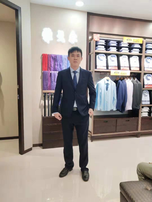 爱的第一张照片--深圳闪婚服务中心