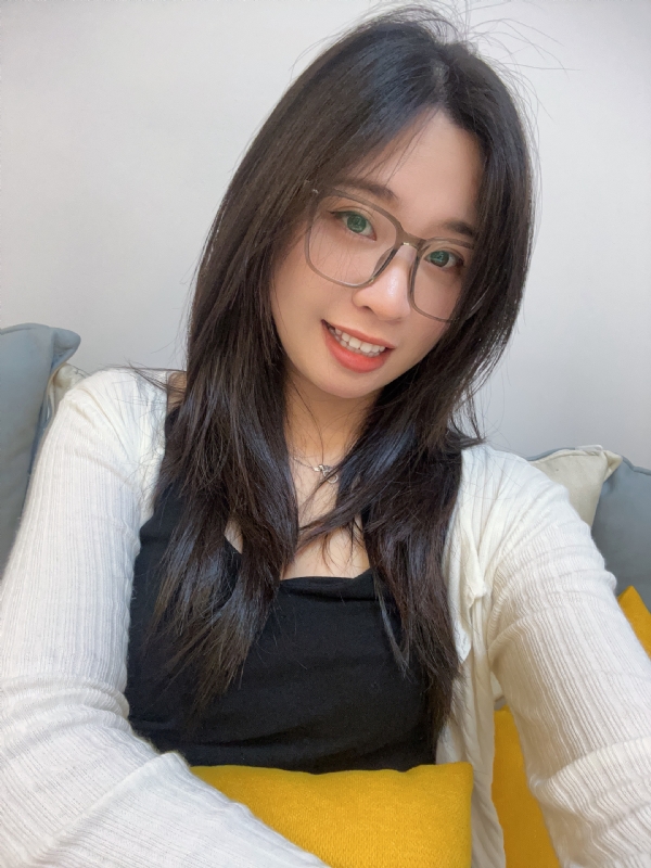 Lin的第一张照片--深圳闪婚服务中心