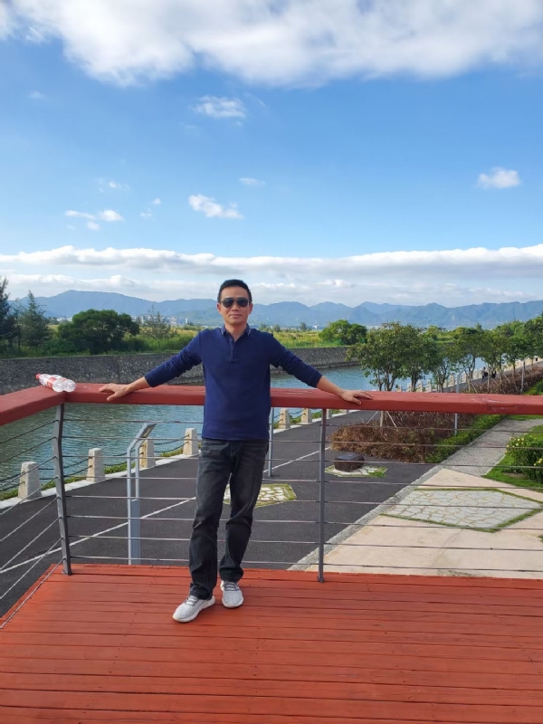 栖凤之木的第三张照片--深圳闪婚服务中心