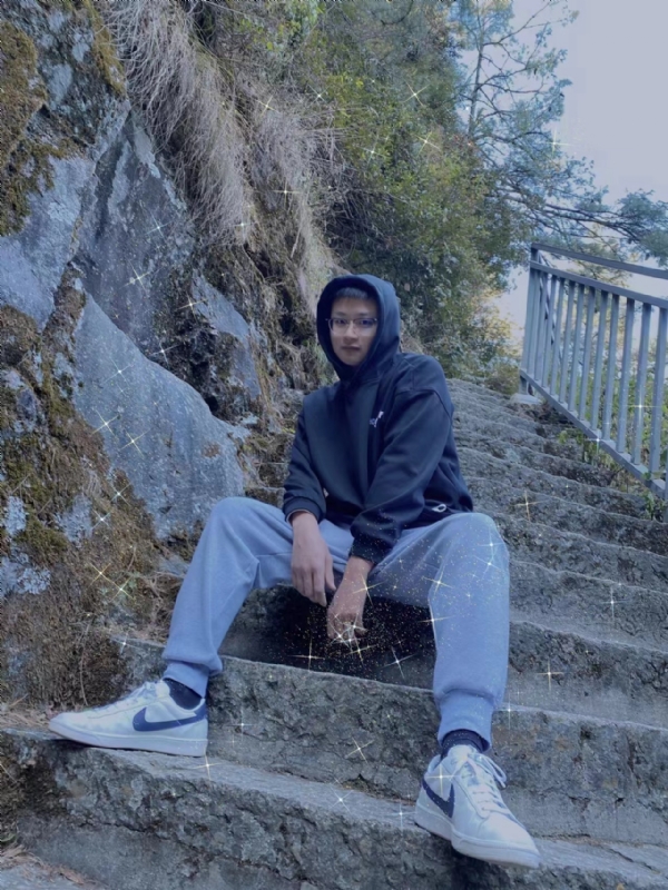 Frank的第一张照片--深圳闪婚服务中心