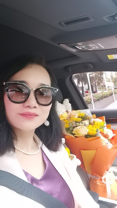 Apple的第一张照片--深圳闪婚服务中心