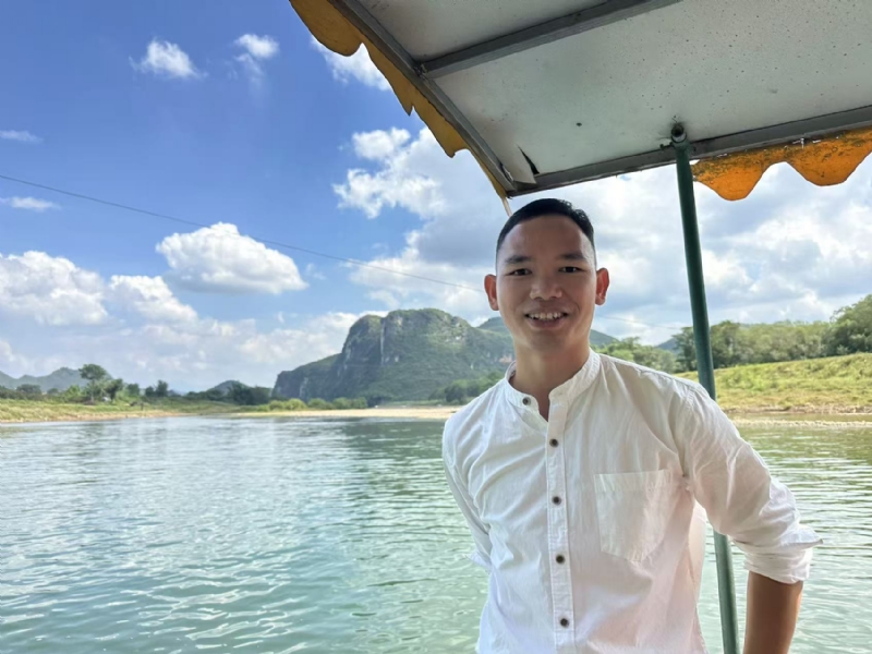 天云的第一张照片--深圳闪婚服务中心