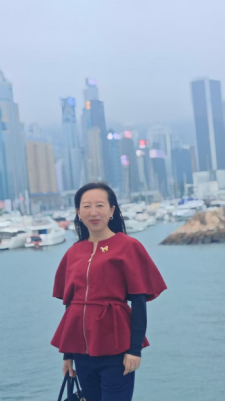 燕西的第二张照片--深圳闪婚服务中心