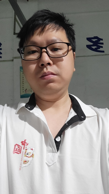 义星人的第一张照片--深圳闪婚服务中心